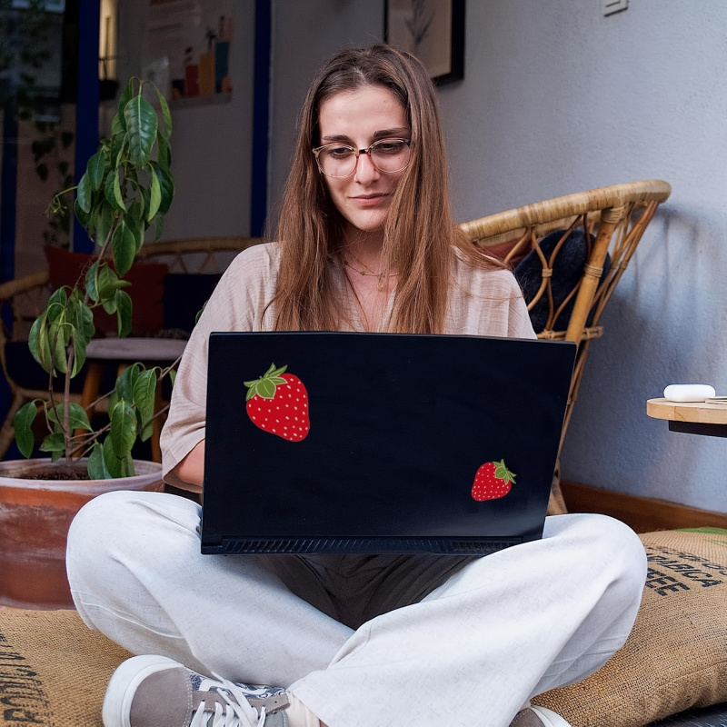 Przezroczyste naklejki ścienne – Commercial Kitchen Wall recenzja i cena